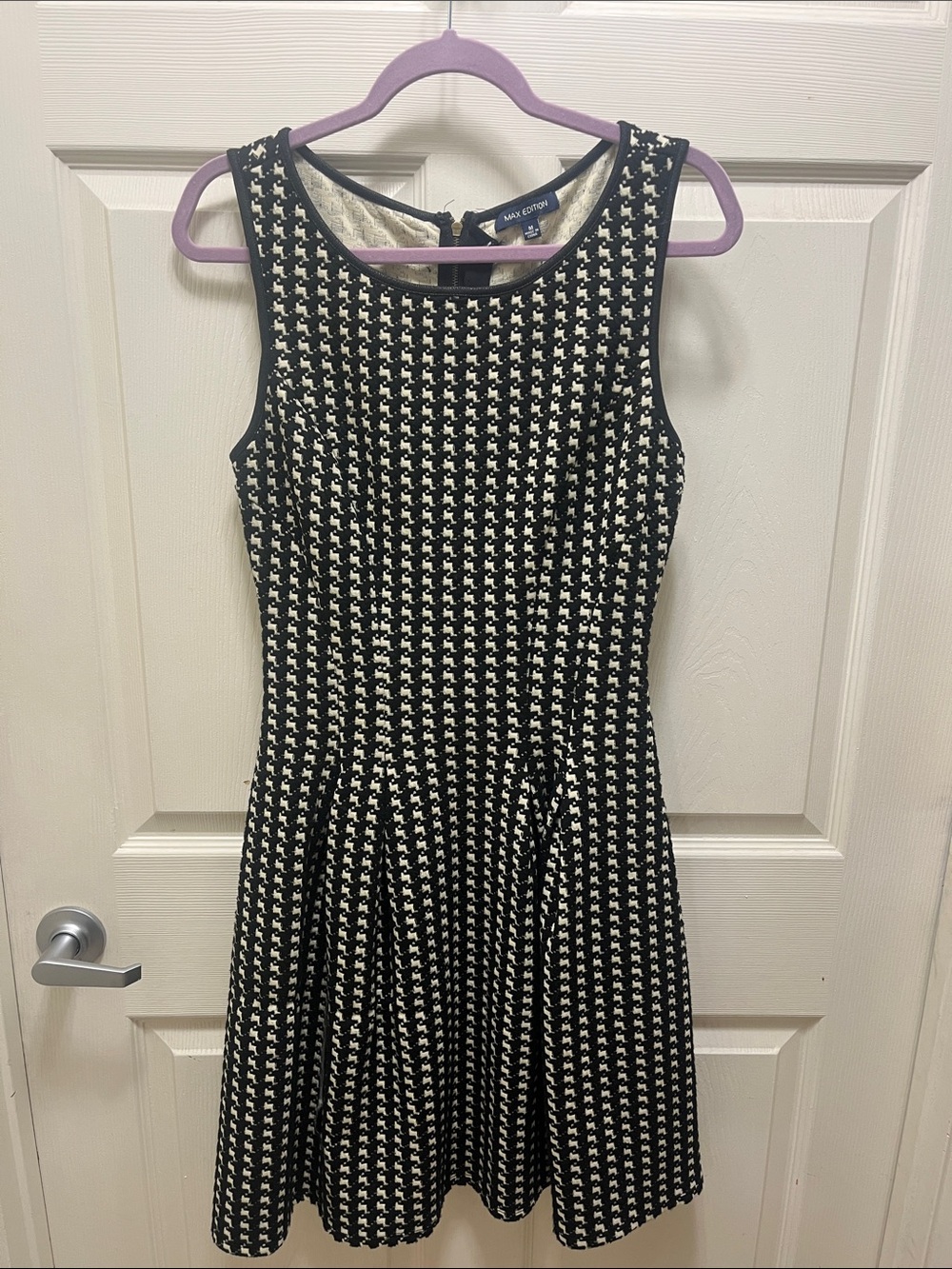 Max Edition Black and White Houndstooth Sleeveless Fit & Flare Dress M